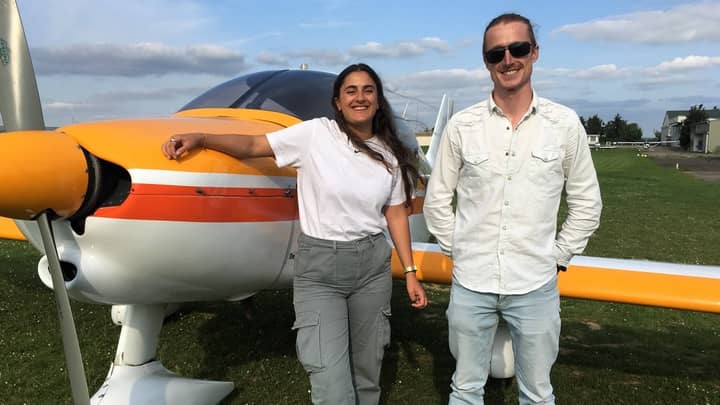 Nina, femme pilote à l'aéroclub Jean Bertin